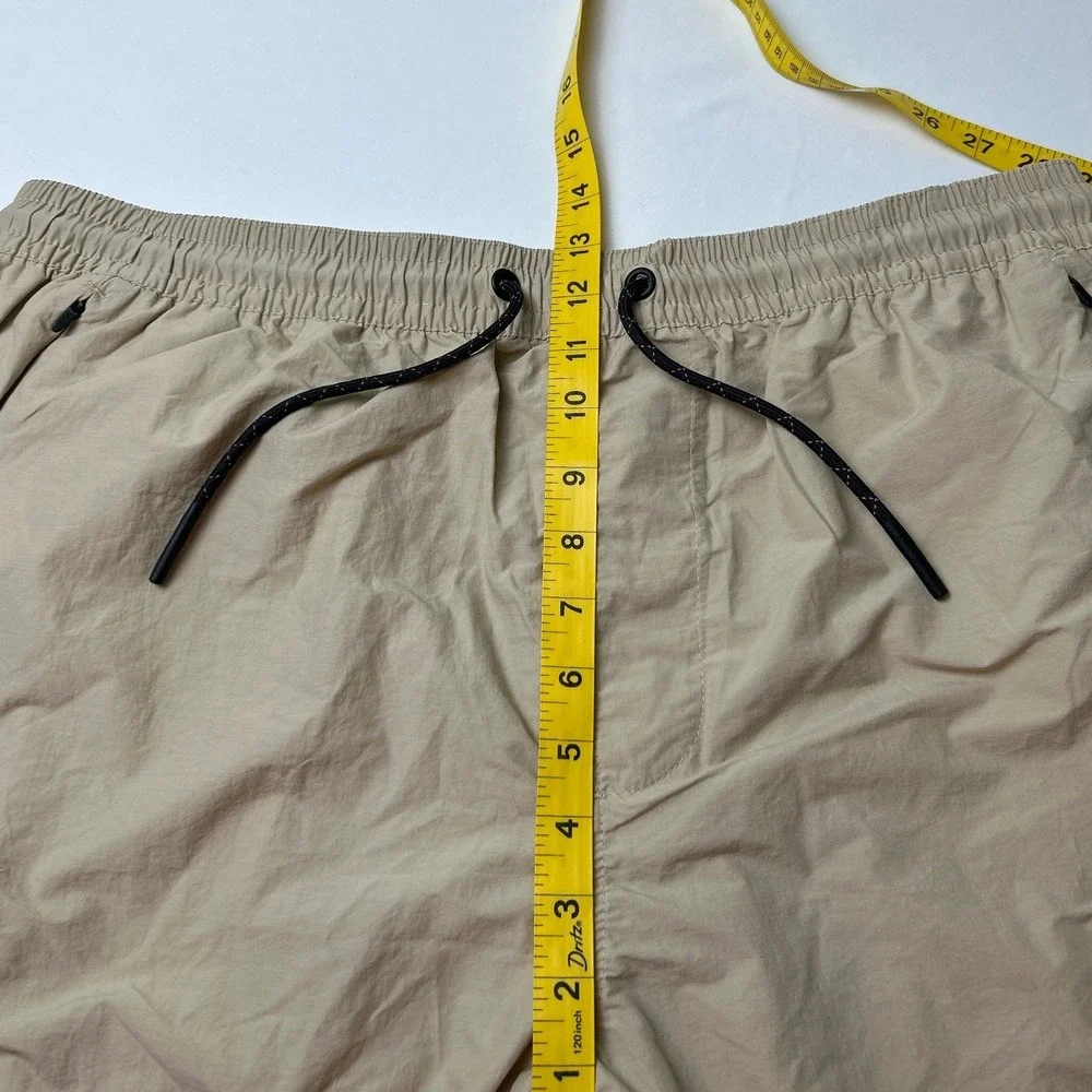 CSG Mens Trailtech Mesh Lined Nylon Blend Cargo Shorts Size XL Tan Gorpcore NEW